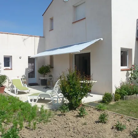 D'hote Fleur De Potager Bed & Breakfast