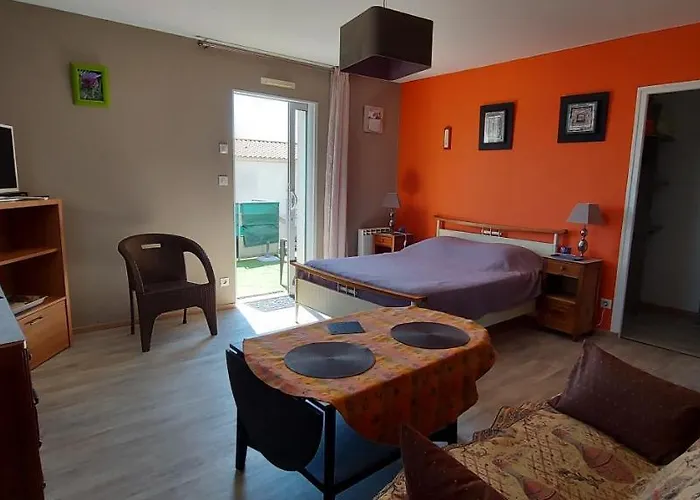 فندق مبيت وإفطار D'hote Fleur De Potager 3*